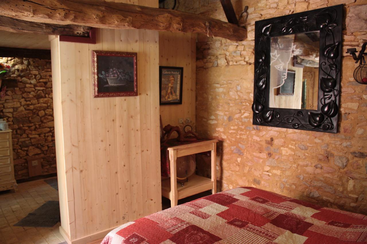 Saint-Pompont Le Clos Mandalou B&B 객실 사진